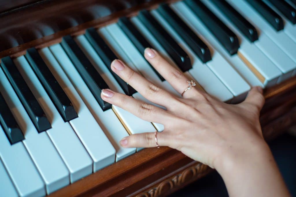 Klavier spielen lernen