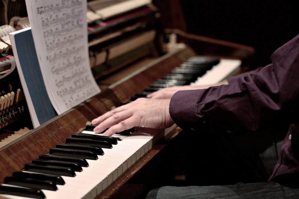 Geschwindigkeit üben: So wirst du zum Klavier-Virtuosen
